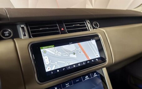 Land Rover Range Rover IV рестайлинг, 2018 год, 9 000 000 рублей, 17 фотография