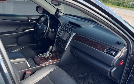 Toyota Camry, 2017 год, 2 500 000 рублей, 10 фотография