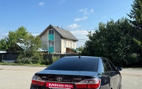 Toyota Camry, 2017 год, 2 500 000 рублей, 6 фотография
