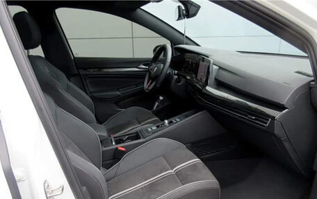 Volkswagen Golf VIII, 2022 год, 1 954 000 рублей, 8 фотография