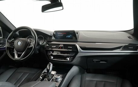 BMW 5 серия, 2017 год, 2 515 000 рублей, 14 фотография