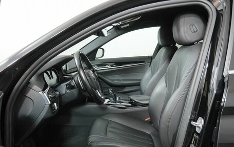 BMW 5 серия, 2017 год, 2 515 000 рублей, 11 фотография