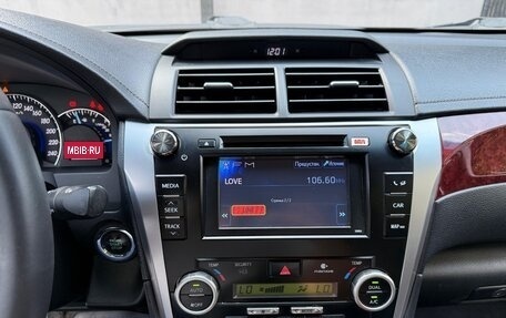 Toyota Camry, 2012 год, 1 550 000 рублей, 18 фотография