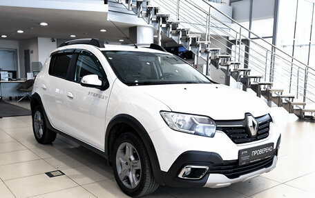 Renault Sandero II рестайлинг, 2020 год, 990 000 рублей, 7 фотография