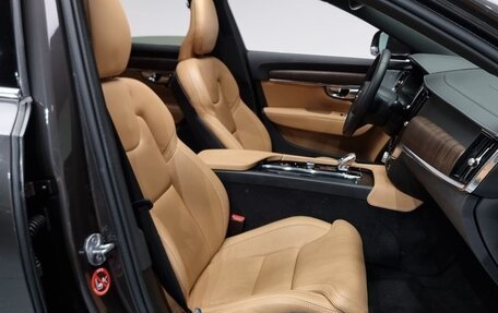 Volvo S90 II рестайлинг, 2022 год, 3 450 000 рублей, 14 фотография