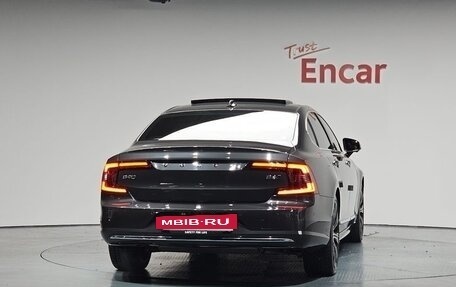 Volvo S90 II рестайлинг, 2022 год, 3 450 000 рублей, 10 фотография