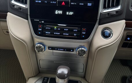 Toyota Land Cruiser 200, 2018 год, 8 000 000 рублей, 11 фотография