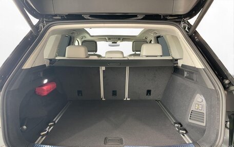 Volkswagen Touareg III, 2025 год, 15 590 000 рублей, 11 фотография