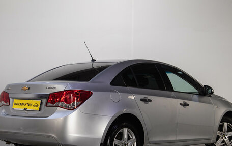 Chevrolet Cruze II, 2011 год, 719 000 рублей, 6 фотография