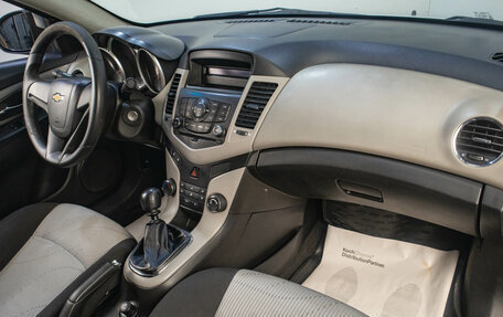 Chevrolet Cruze II, 2011 год, 719 000 рублей, 13 фотография