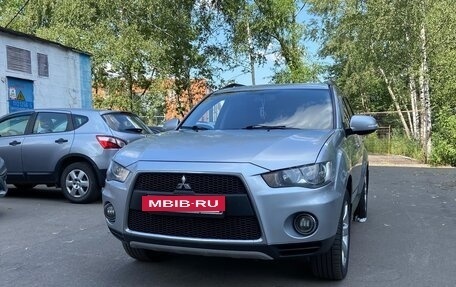 Mitsubishi Outlander III рестайлинг 3, 2011 год, 1 450 000 рублей, 7 фотография