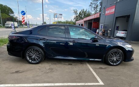 Toyota Camry, 2018 год, 3 050 000 рублей, 12 фотография