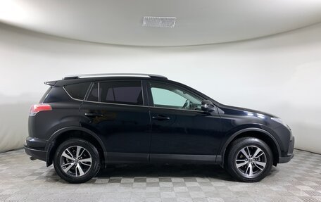 Toyota RAV4, 2017 год, 2 239 000 рублей, 4 фотография