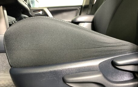 Toyota RAV4, 2017 год, 2 239 000 рублей, 16 фотография