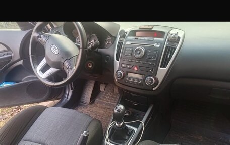 KIA cee'd I рестайлинг, 2010 год, 650 000 рублей, 5 фотография