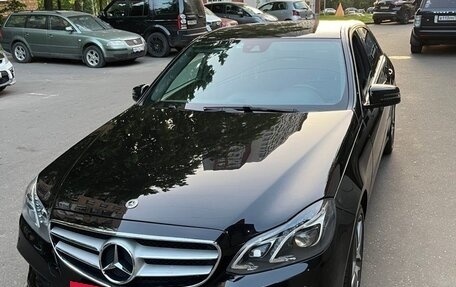 Mercedes-Benz E-Класс, 2015 год, 1 450 000 рублей, 2 фотография