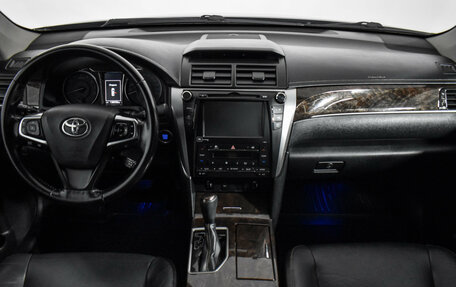 Toyota Camry, 2016 год, 2 079 000 рублей, 7 фотография