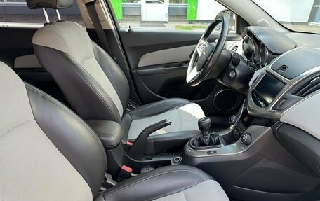 Chevrolet Cruze II, 2012 год, 749 000 рублей, 9 фотография