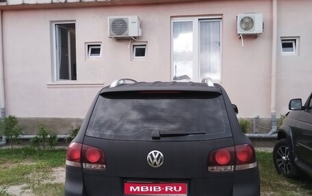 Volkswagen Touareg III, 2008 год, 1 100 000 рублей, 1 фотография