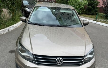 Volkswagen Polo VI (EU Market), 2016 год, 900 000 рублей, 1 фотография