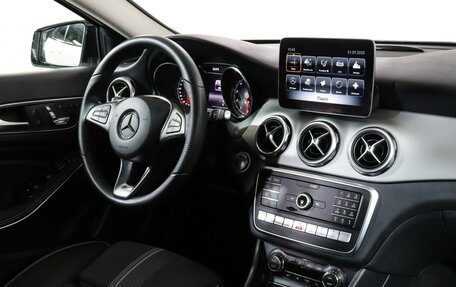 Mercedes-Benz GLA, 2019 год, 2 790 000 рублей, 20 фотография