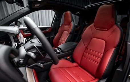 Porsche Cayenne III, 2025 год, 20 000 000 рублей, 7 фотография