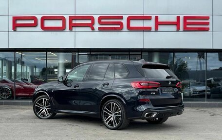 BMW X5, 2018 год, 6 350 000 рублей, 3 фотография