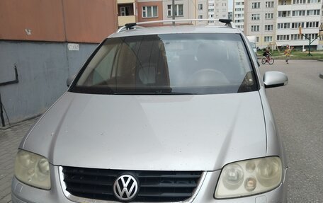 Volkswagen Touran III, 2004 год, 419 000 рублей, 12 фотография