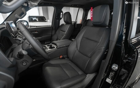 Toyota Land Cruiser, 2025 год, 13 550 000 рублей, 9 фотография