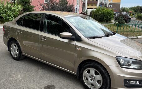 Volkswagen Polo VI (EU Market), 2016 год, 900 000 рублей, 2 фотография
