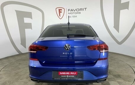 Volkswagen Polo VI (EU Market), 2021 год, 1 590 000 рублей, 3 фотография