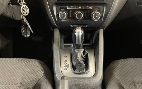 Volkswagen Jetta VI, 2013 год, 779 000 рублей, 22 фотография