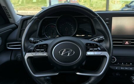 Hyundai Elantra, 2021 год, 1 985 000 рублей, 8 фотография