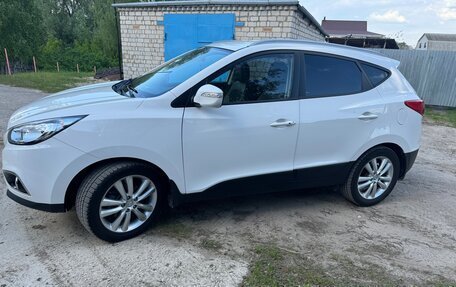 Hyundai ix35 I рестайлинг, 2011 год, 1 300 000 рублей, 2 фотография