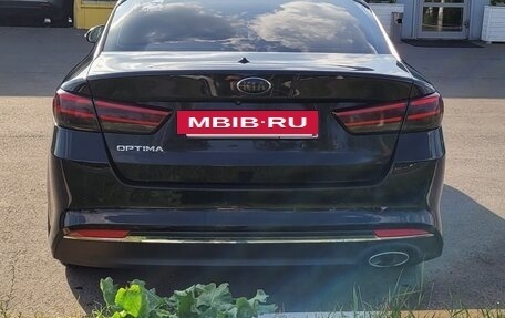 KIA Optima IV, 2017 год, 1 700 000 рублей, 2 фотография