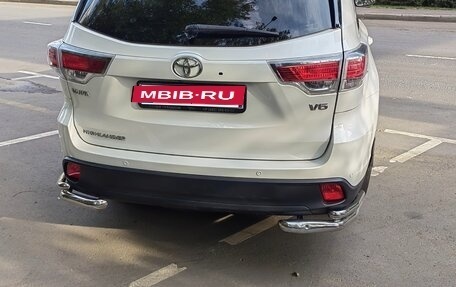 Toyota Highlander III, 2014 год, 2 750 000 рублей, 23 фотография