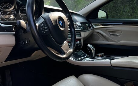 BMW 5 серия, 2011 год, 2 200 000 рублей, 26 фотография