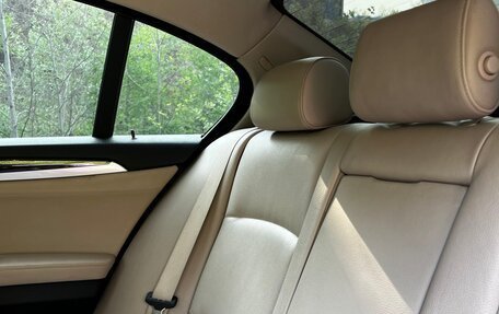 BMW 5 серия, 2011 год, 2 200 000 рублей, 17 фотография