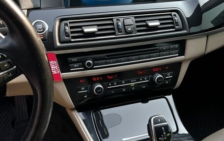 BMW 5 серия, 2011 год, 2 200 000 рублей, 24 фотография