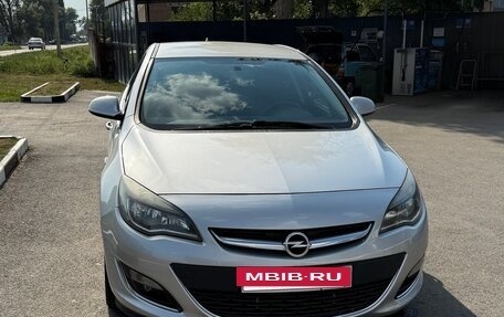 Opel Astra J, 2013 год, 1 150 000 рублей, 5 фотография