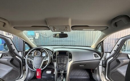 Opel Astra J, 2013 год, 1 150 000 рублей, 25 фотография
