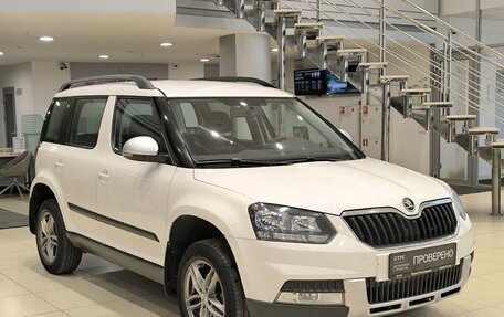 Skoda Yeti I рестайлинг, 2015 год, 1 090 000 рублей, 3 фотография