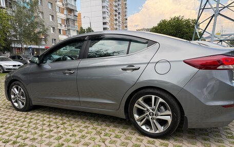 Hyundai Elantra VI рестайлинг, 2016 год, 1 750 000 рублей, 5 фотография