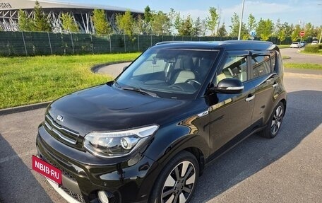 KIA Soul II рестайлинг, 2018 год, 1 740 000 рублей, 2 фотография