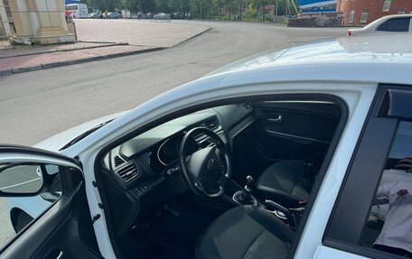 KIA Rio III рестайлинг, 2015 год, 920 000 рублей, 8 фотография