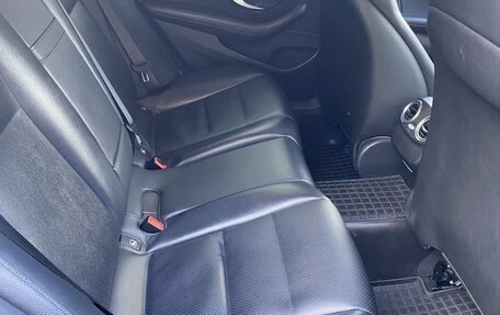 Mercedes-Benz E-Класс, 2019 год, 1 850 000 рублей, 15 фотография