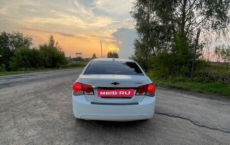 Chevrolet Cruze II, 2012 год, 760 000 рублей, 3 фотография