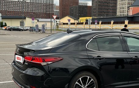 Toyota Camry, 2020 год, 2 950 000 рублей, 5 фотография