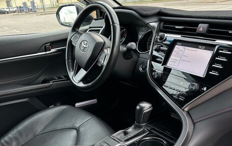 Toyota Camry, 2020 год, 2 950 000 рублей, 12 фотография