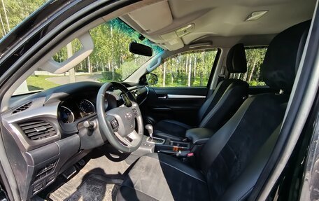 Toyota Hilux VIII, 2015 год, 3 400 000 рублей, 2 фотография